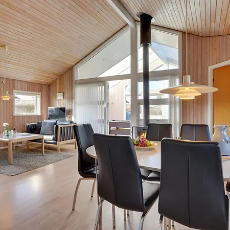 Dunya - 400m From The Sea By Interhome