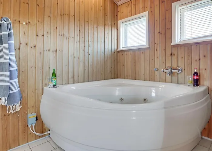 Dunya - 400m From The Sea By Interhome Hébergement de vacances Assens